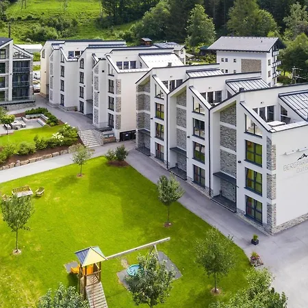 Lejlighed In With Balcony Or Terrace *